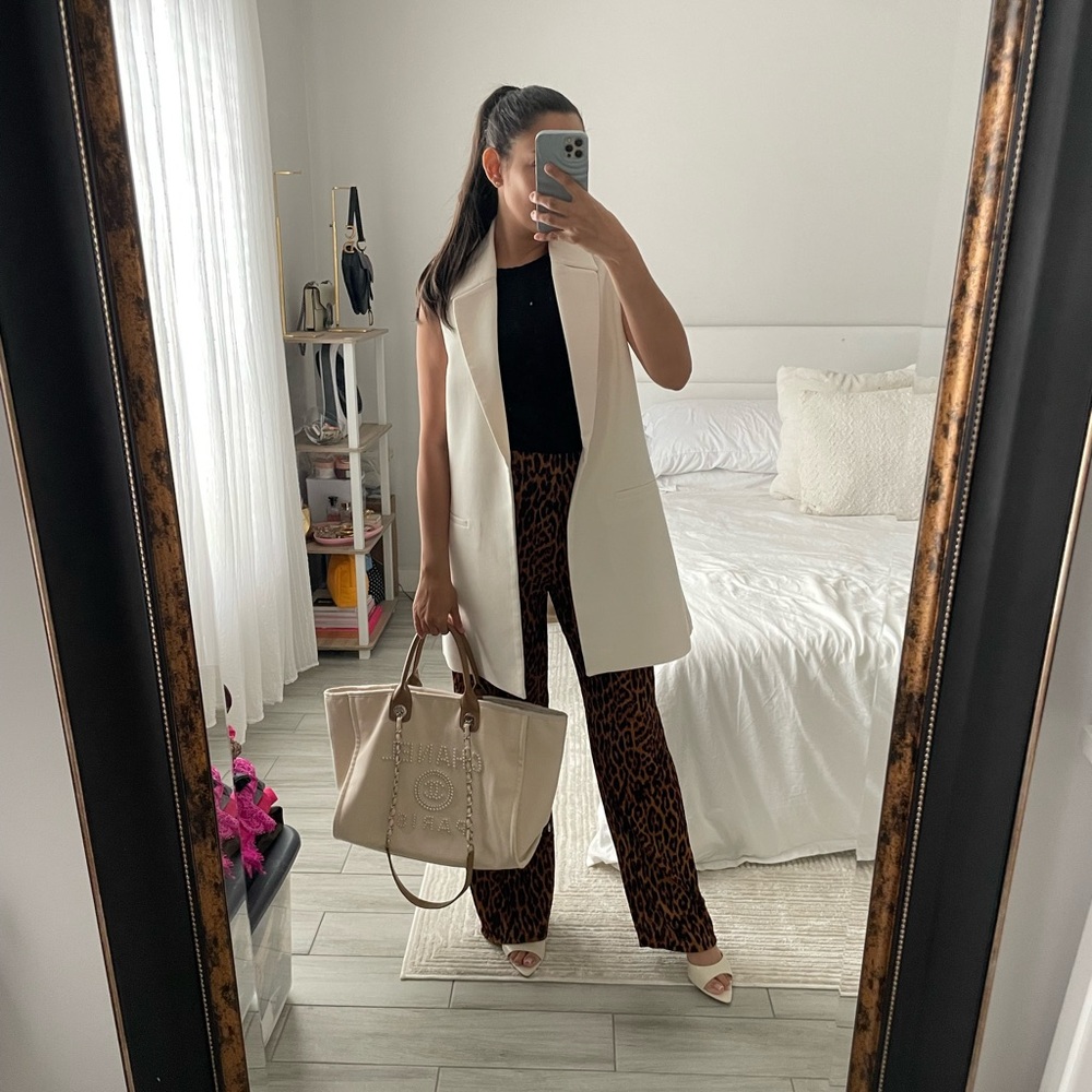 Madison D’Amélie Ivory Vest